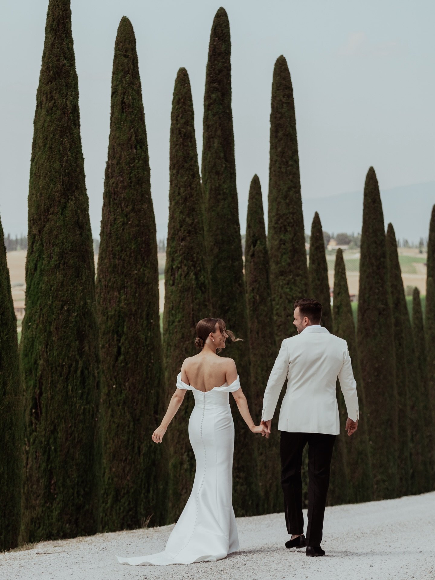 Thank you to every single person who trusted me as your photographer with the vision of your dream photos🫶🏽
It has been such an honor to capture so many beautiful moments &mdash; emotional weddings, warm family memories, joyful engagement sessions,