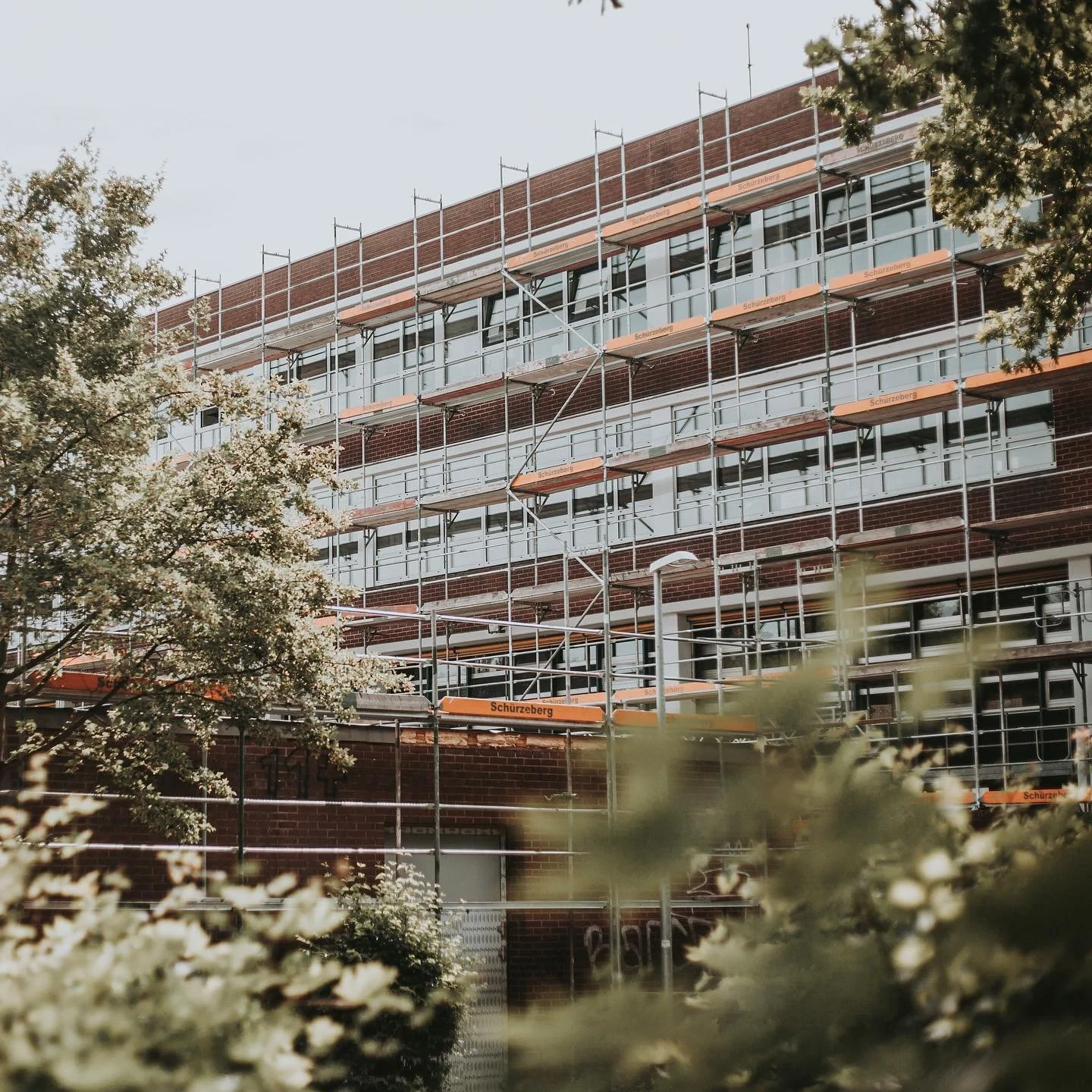 Schulsanierung vom Schulzentrum Rheindahlen, M&ouml;nchengladbach _ Part 1

#schule #schulsanierung #sanierung #m&ouml;nchengladbach #schulen #schulsanierungen #schulbau