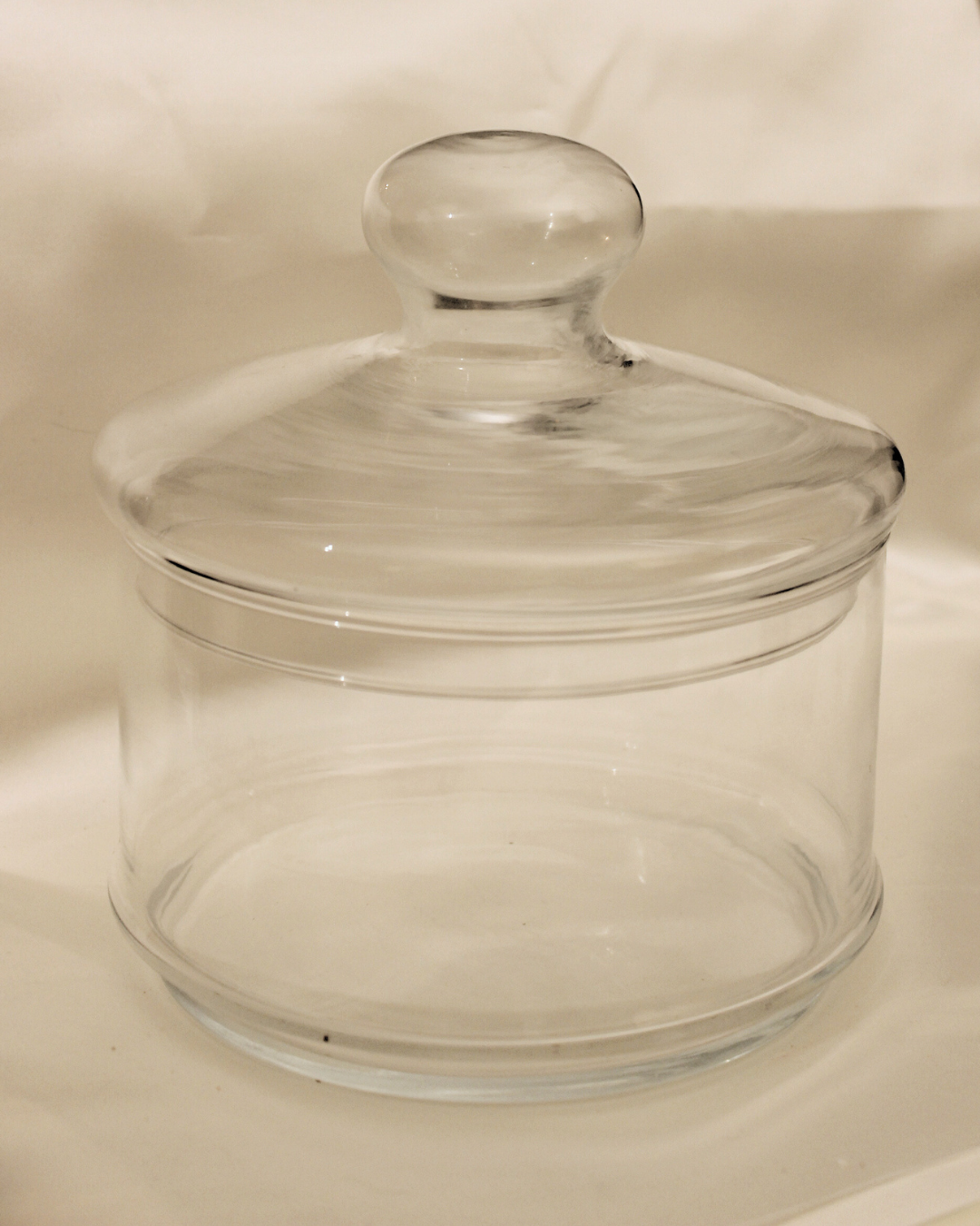 Bonbonnière avec couvercle