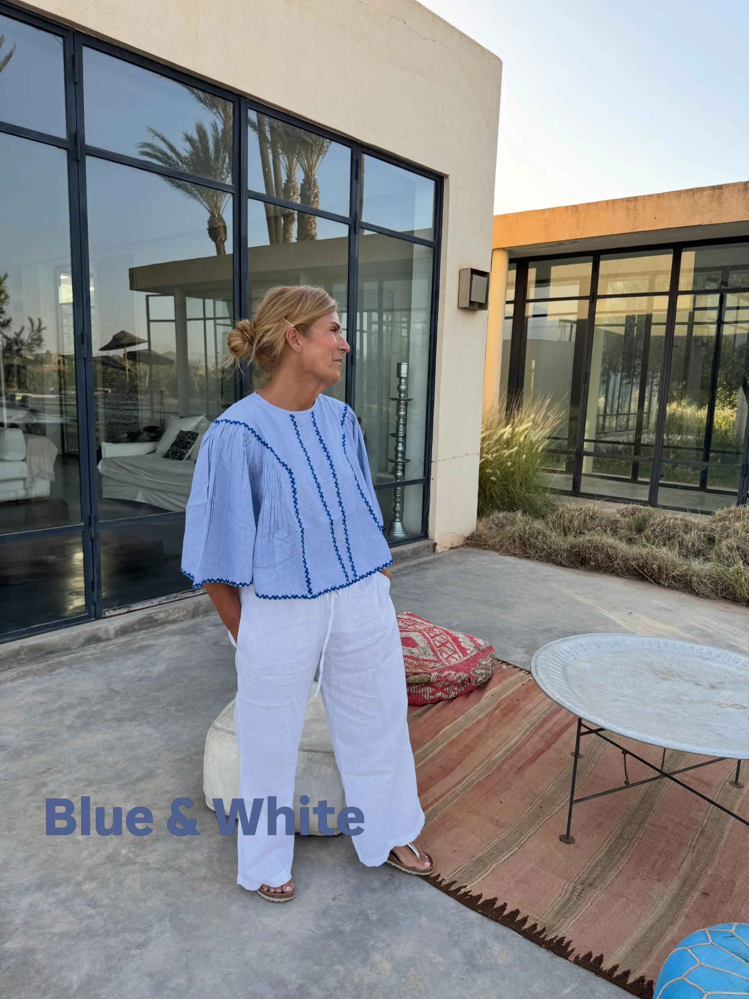 Blue White 💙🤍

Bluse 139&euro;
Hose  129&euro;

#leinen #fashionover50 #style #holiday #margoo
