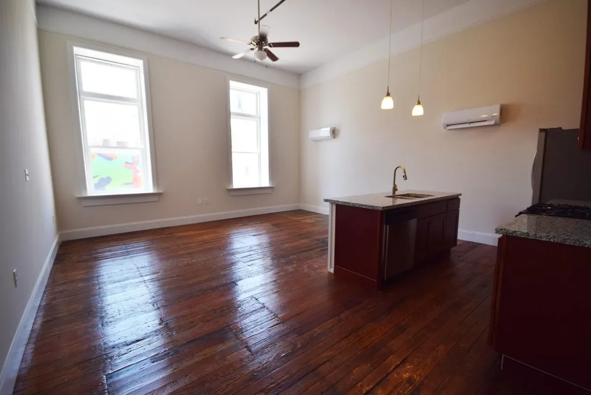 Interior 06.webp