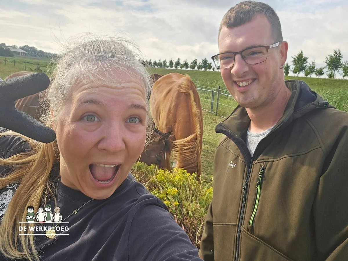 Rianne met collega en paarden - De Werkploeg Altena.jpg