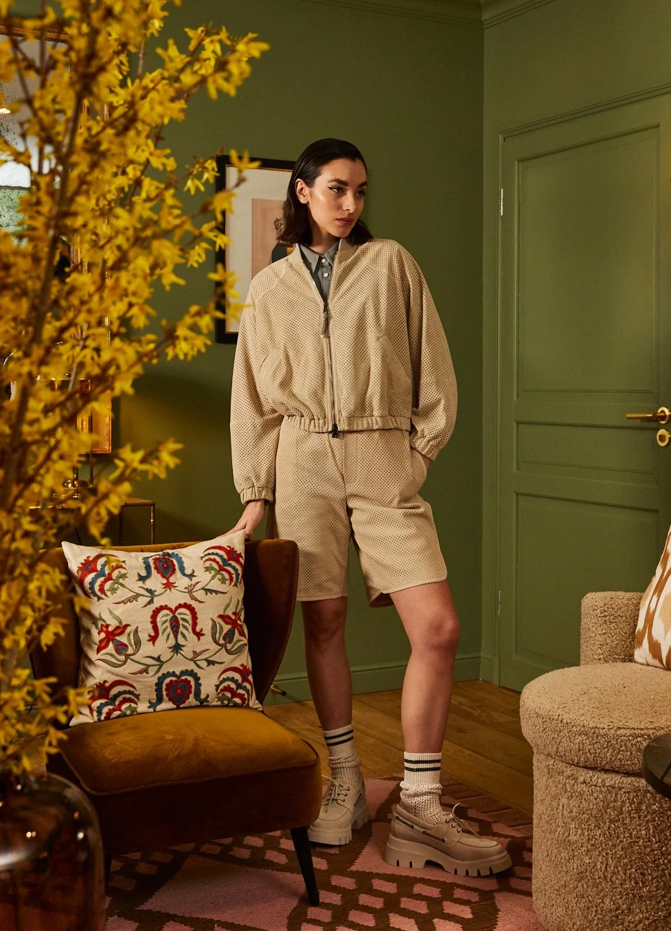 2023_03_13_Bicester_Spring_Luxe_Shot01_021.jpg