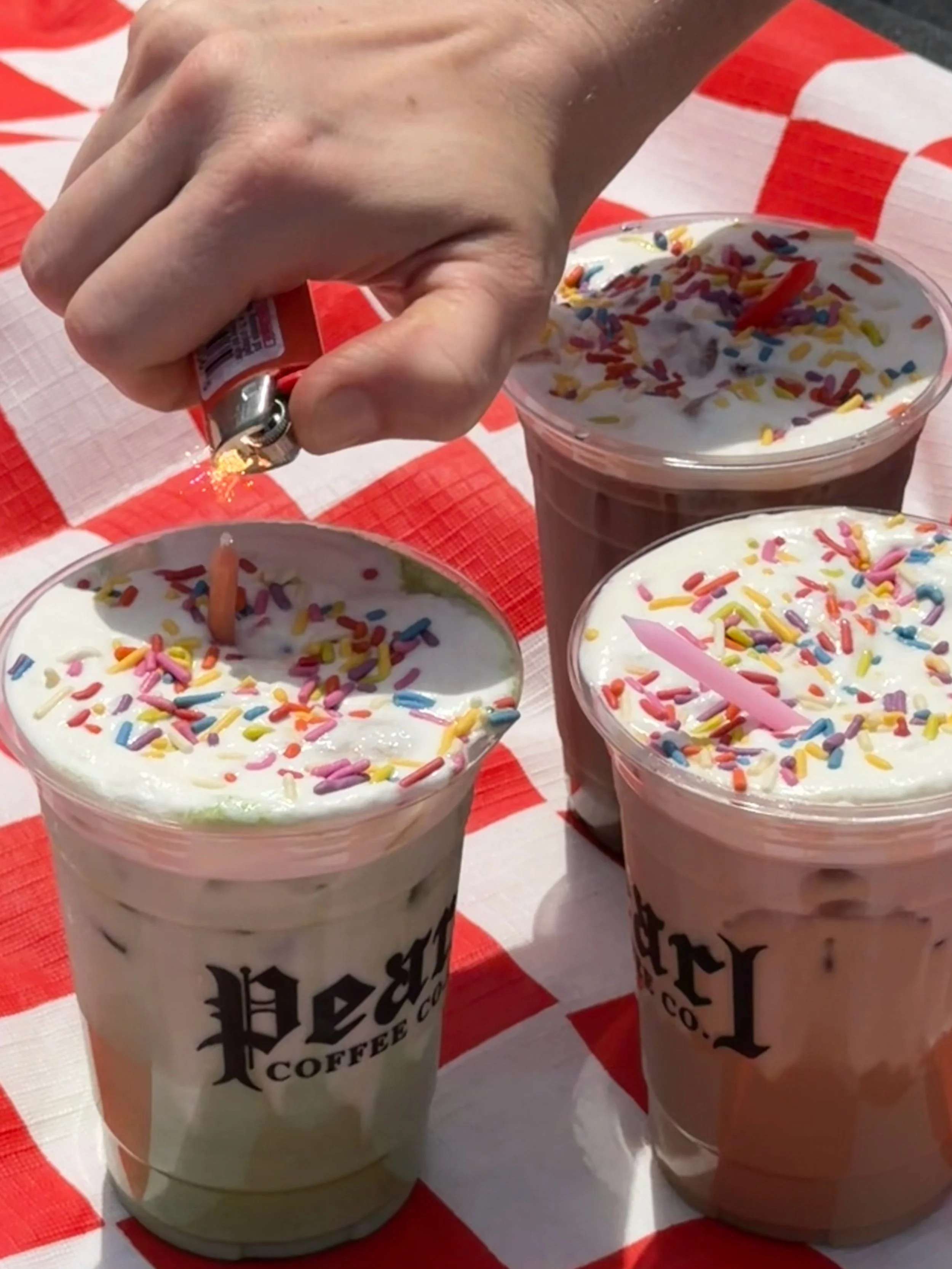 🎈 bday bash 🎈 

Stop by our party from 8am-12pm @ The Franklin Farmers Market on June 6th 🍅 We&rsquo;ll have SMASH CAKE bevvies, merch, and it&rsquo;s LAUNCH DAY 🚀 for our whole beans!

🎂 SMASH CAKE (latte, cold brew, or matcha)
cookie &bull; al