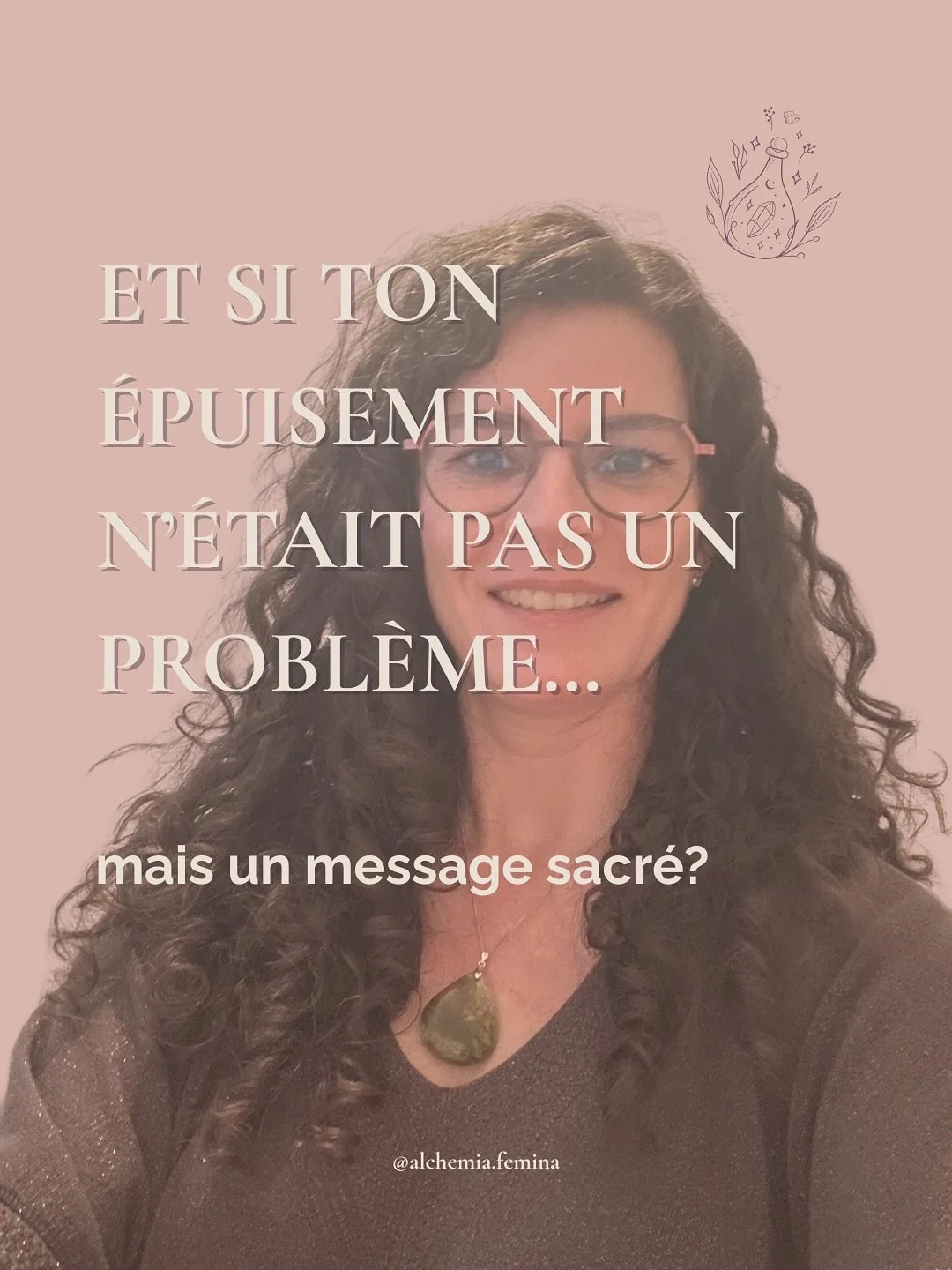 Tu es au bout du rouleau, sans comprendre pourquoi&hellip;

Ton corps ne te trahit pas.

Il murmure. Il signale. Il essaie de te ramener &agrave; toi.

Chaque tension, chaque fatigue, chaque vague &eacute;motionnelle est un langage.

Un langage que p