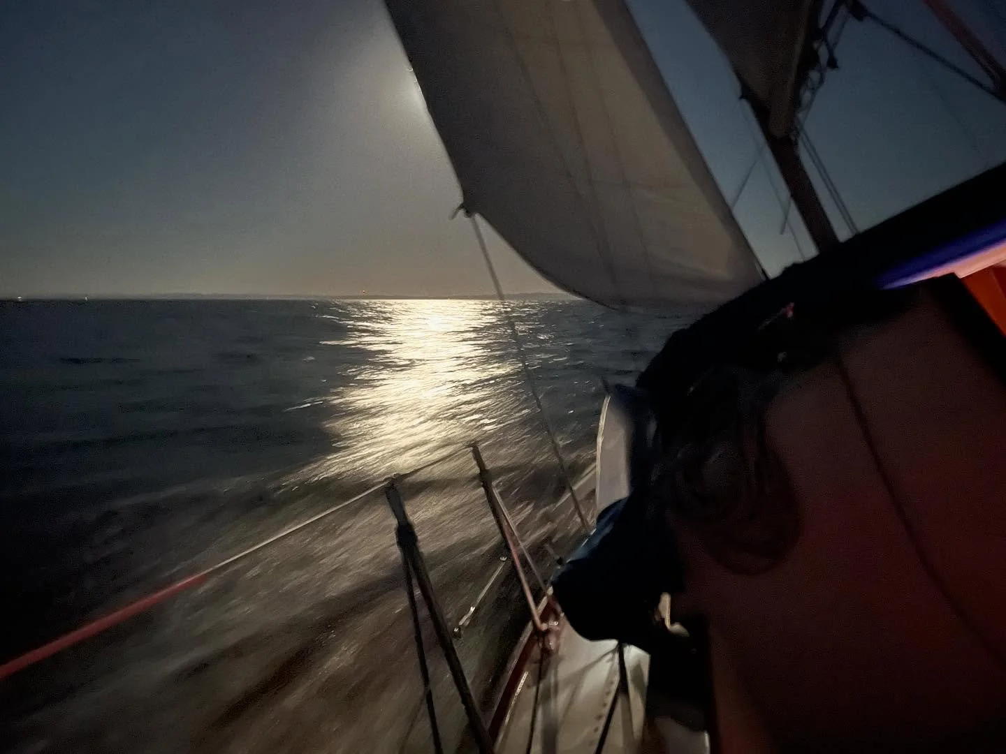 A fabulous #fullmoon #fullmoonsail last night over to Holbrook. What a night!

What did you get up to with all that light last night?

#belfastmaine #belfastbay #nightsailing #sabreyachts #sabre34