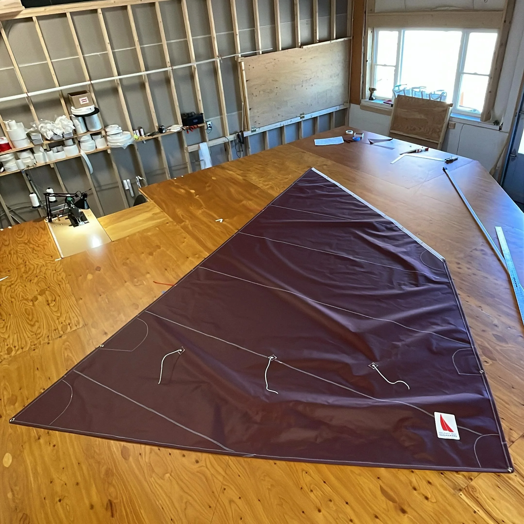Tanbark month continues here at Belfast Bay Sailmakers! Scaling down a little bit here for a lug rigged Arch Davis Designs Penobscot 14. Cloth by @dimensionpolyant 

https://archdavisdesigns.com/

#tanbark #newsails #mainemade