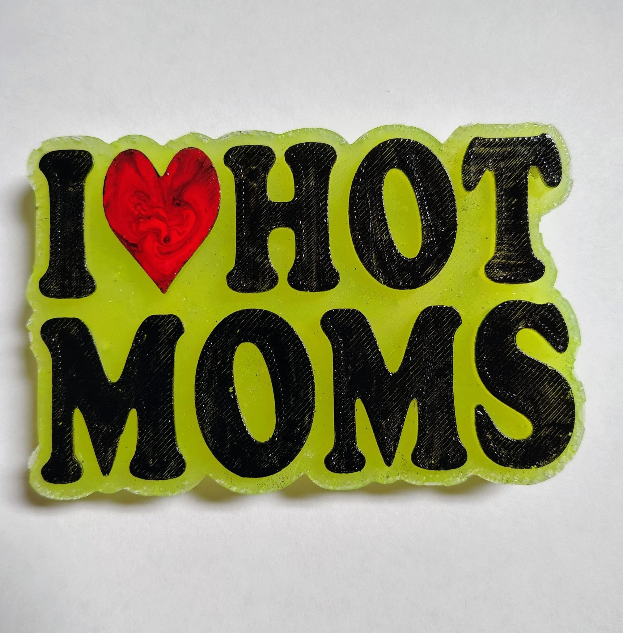 i luv hot moms.jpg