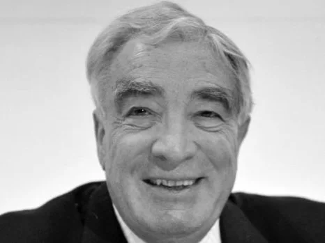 portrait_suter.jpg
