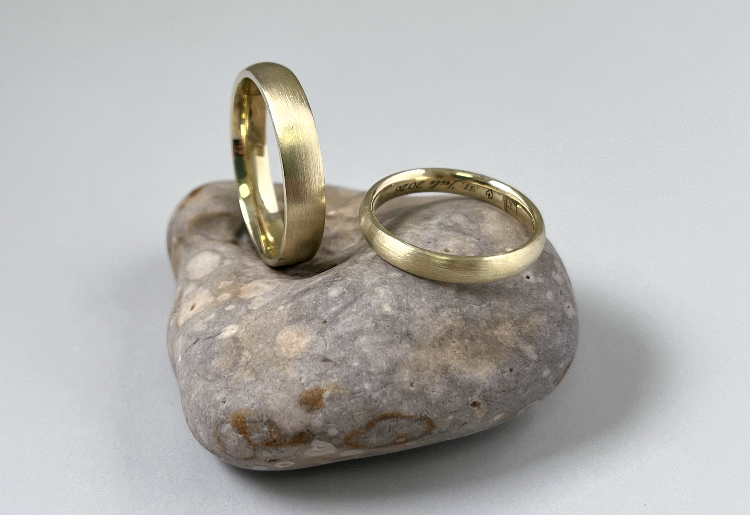Eheringe_gelbgold_minimal_2.png