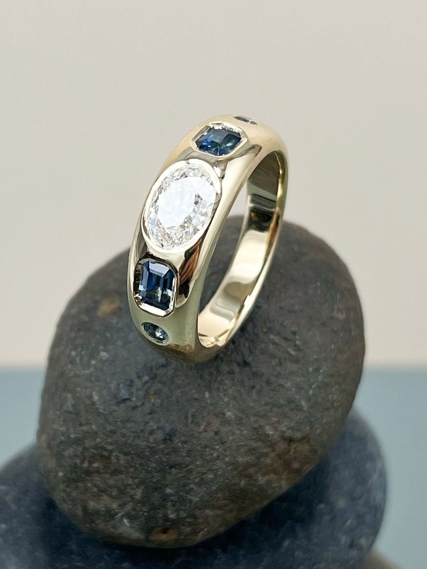 ring_gelbgold_teal_saphir_labgrown_diamant_2.png