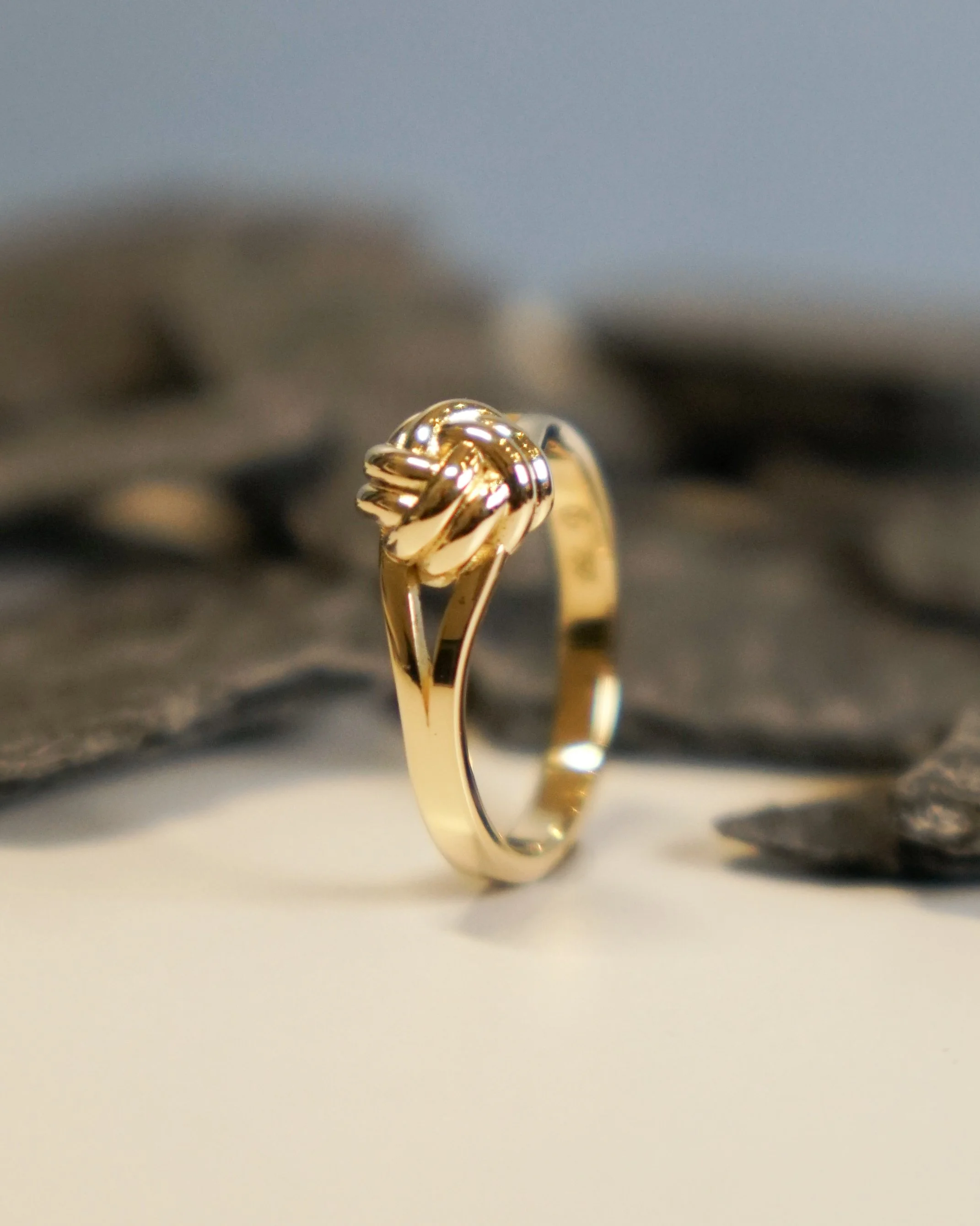 ring_gelbgold_knoten_2.JPG