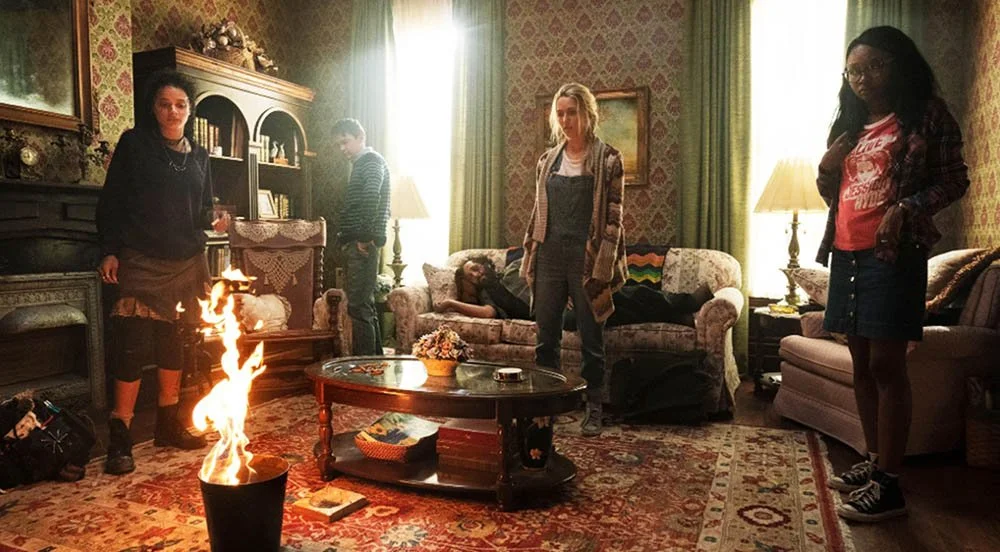 Gillian Flynn’s ‘Utopia’ Combines Every 2020 Nightmare into One Chilling Fantasy