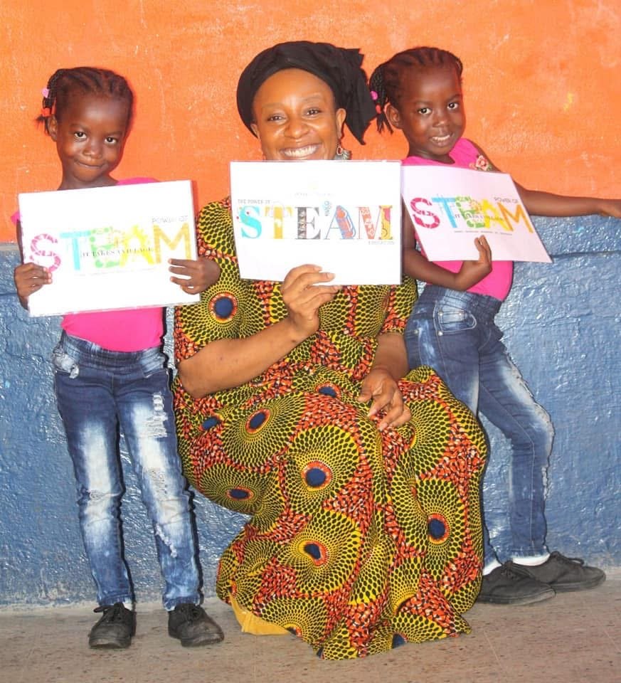 Beyond Borders: Redefining Community Empowerment in the Digital Age