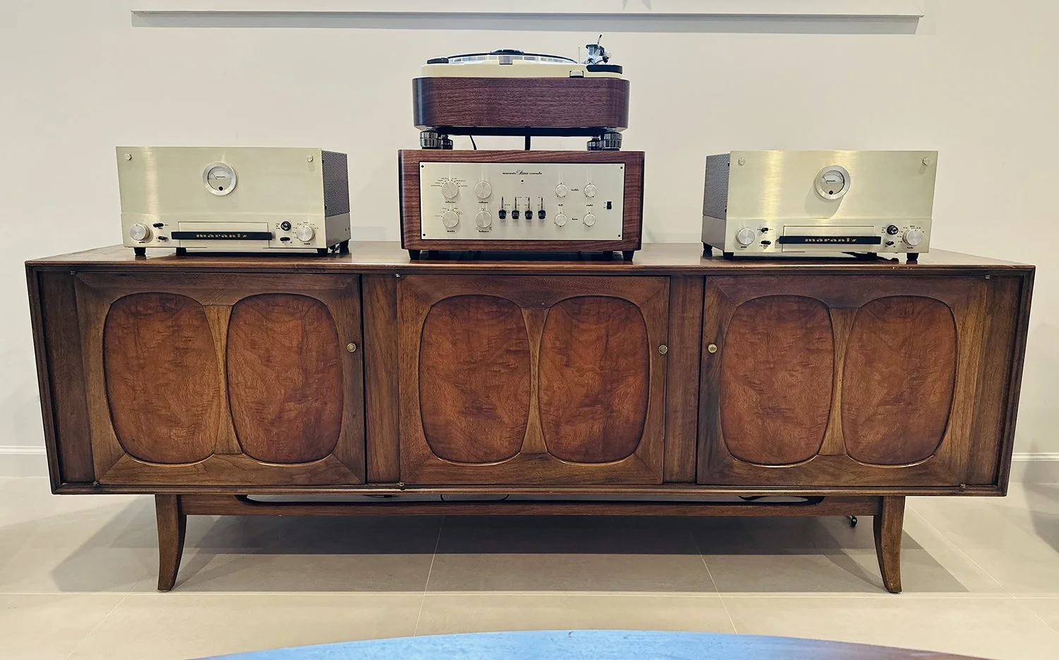 Marantz M7 case w/matching plinth
