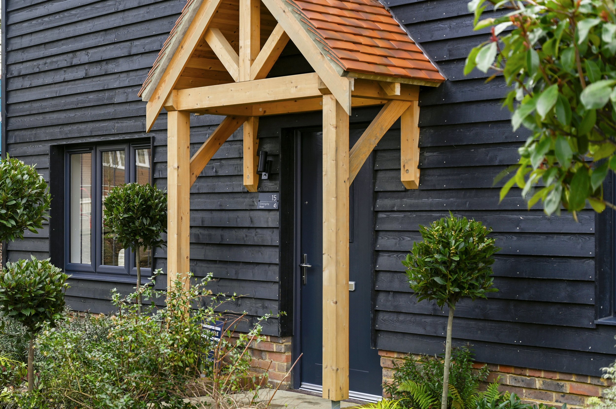 Poppyfields 4 Bed Ph19.jpg