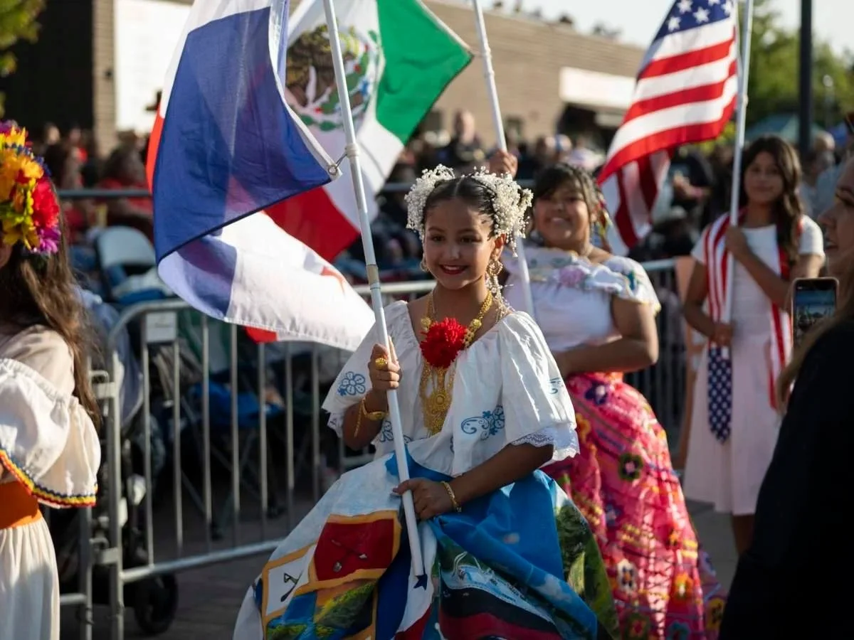 Aurora Patrias Parade