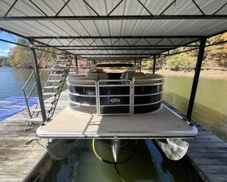 Beautiful Lakefront Estate Sale Day 1