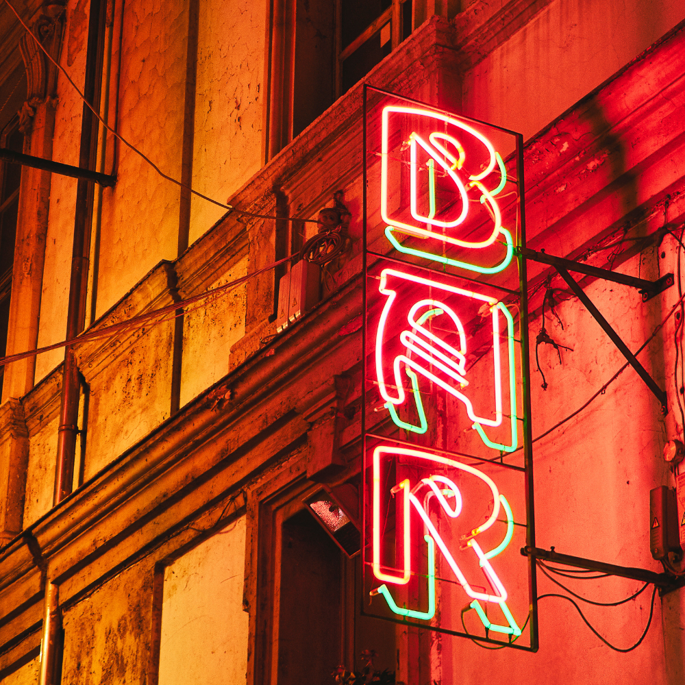 Bar & Grill Marketing Ideas: How to Keep Seats Filled Night After Night