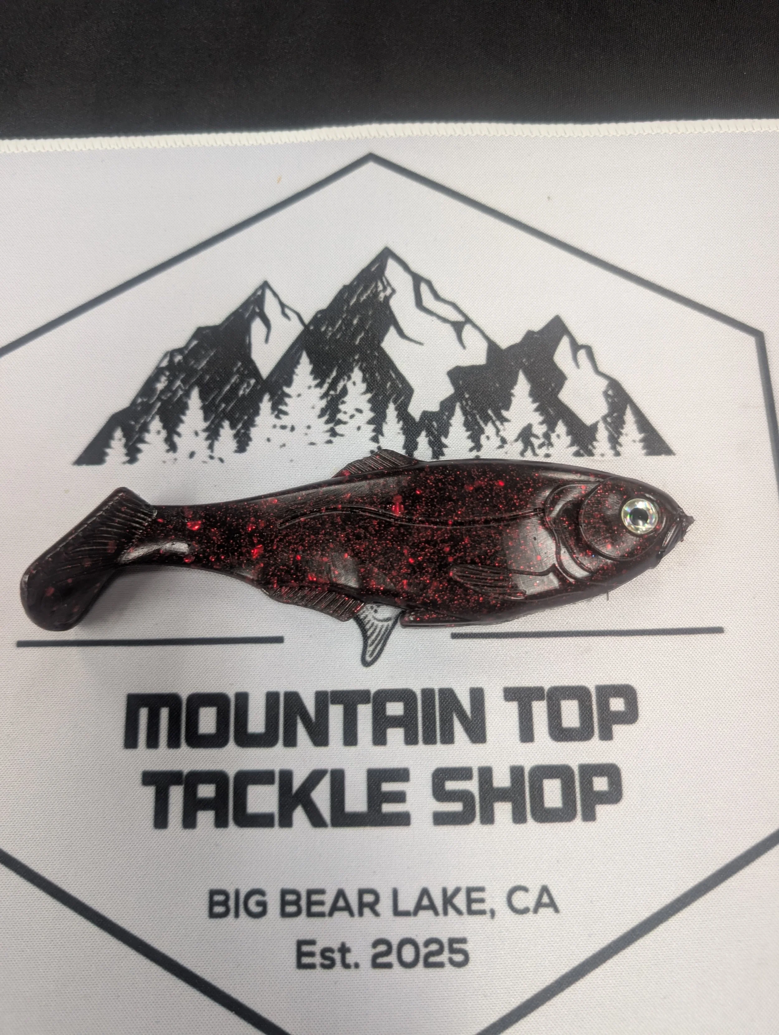 6" War Fish - SALTED - Black w/ Red Flake