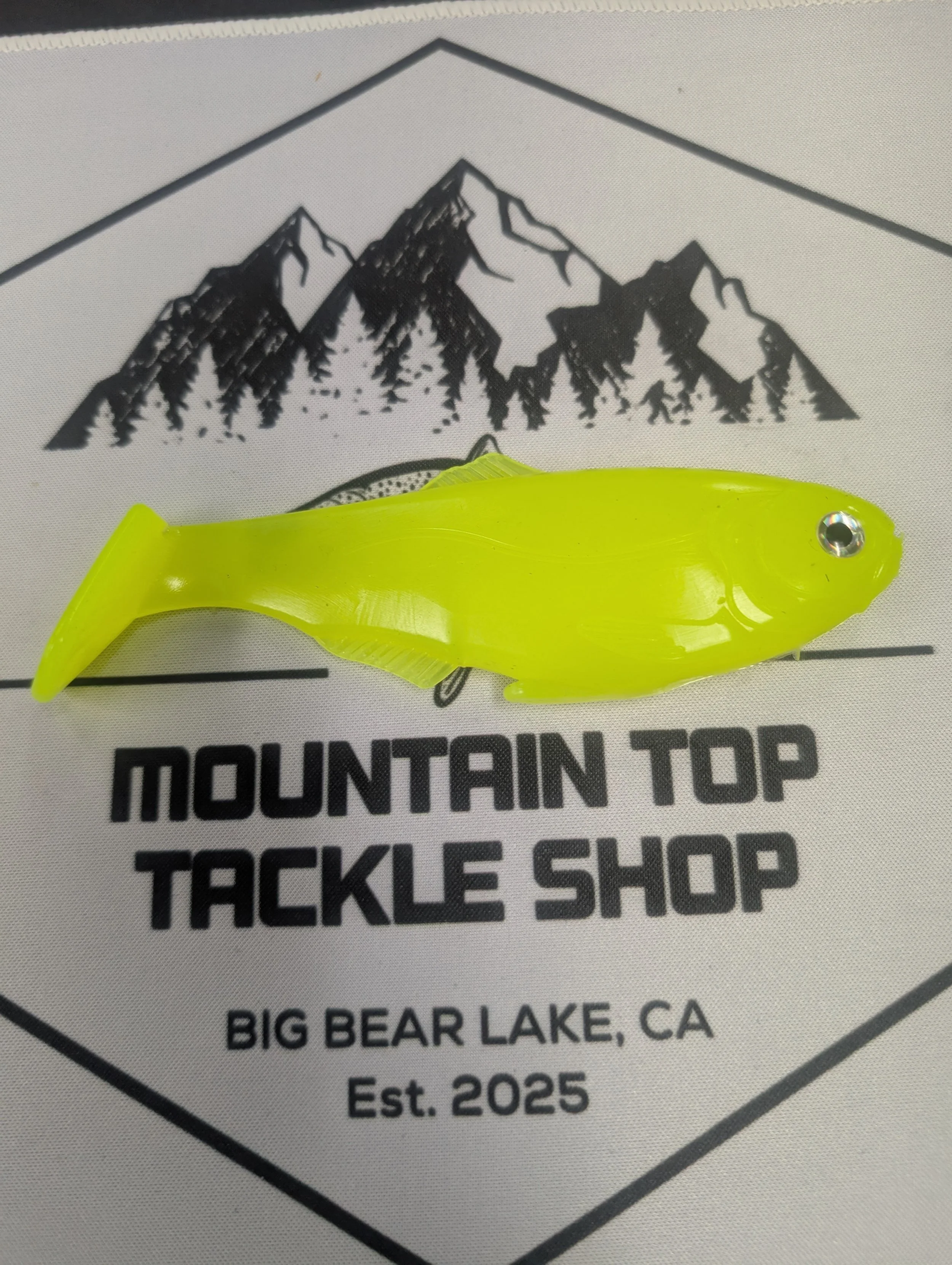 6" War Fish - GLOW - Lemon Lime