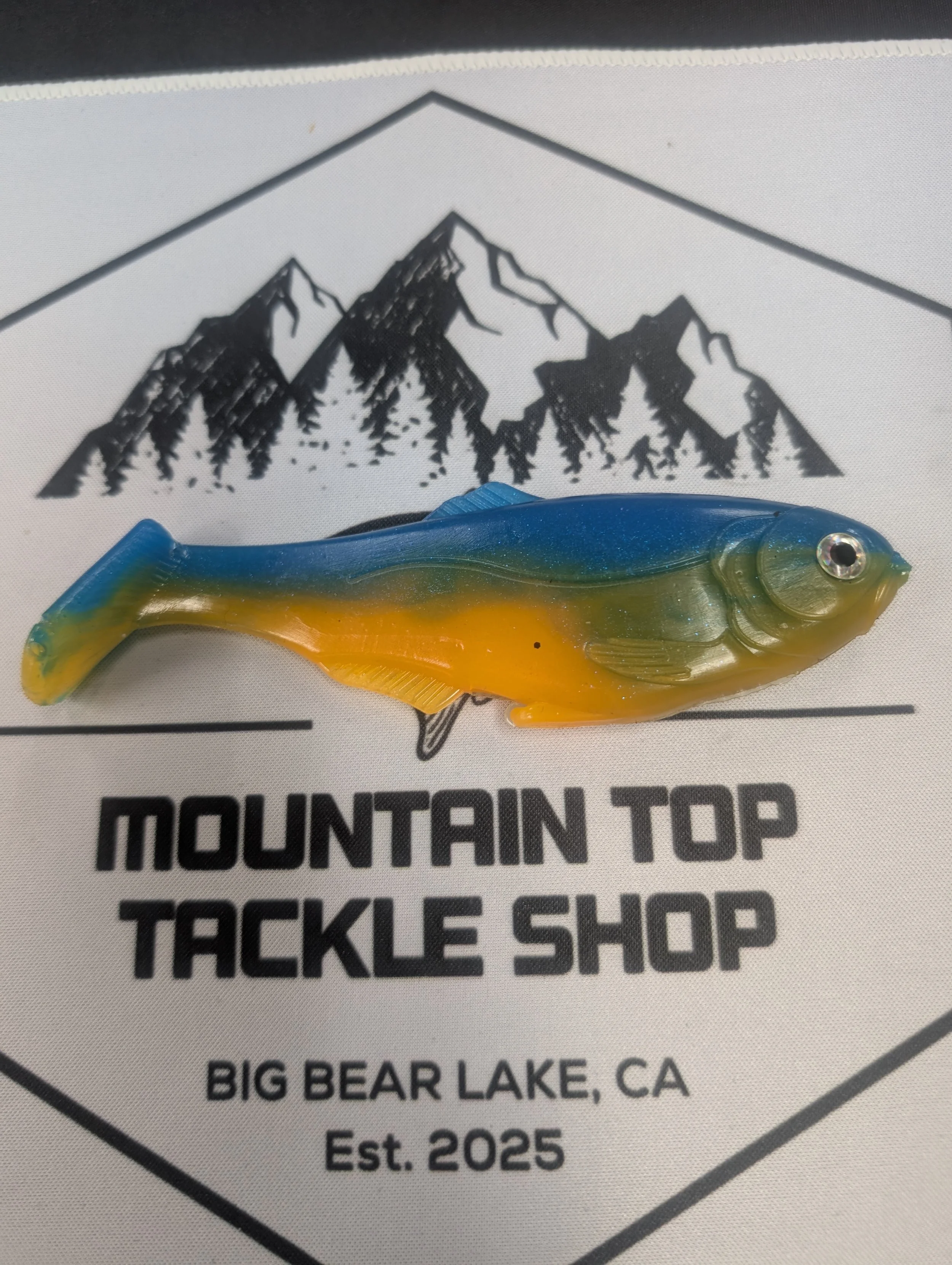 6" War Fish - GLOW - Blucifer
