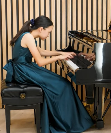 Ligeti Etude No. 13 “L'escalier du diable”