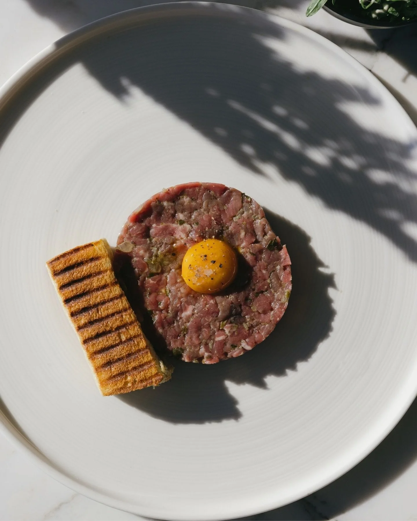 raw. precise. intentional.

#moorings #mooringsmoments #dining #riviera