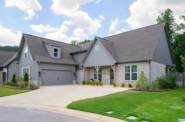 325 Kincross Cove | Pelham