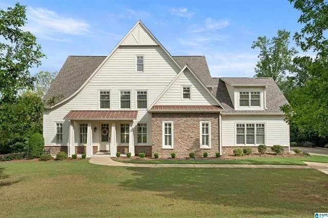 507 Greenbrier Way | Hoover