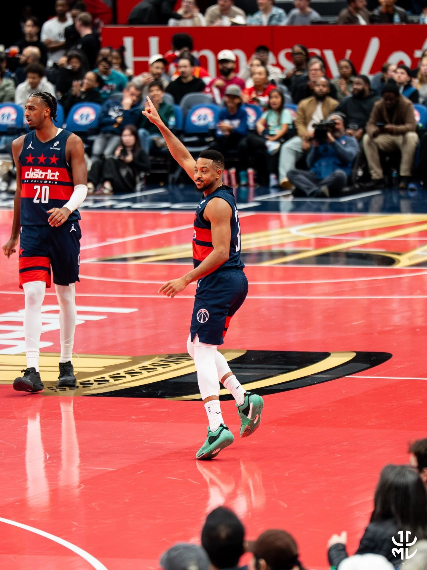 FINAL: Wizards 132, Hawks 113

The Wizards put together their best performance so far, dropping 45 points in the first quarter and controlling the game.

CJ McCollum exploded for 46 PTS, Alex Sarr added 27 PTS &amp; 11 REB, and Corey Kispert poured i