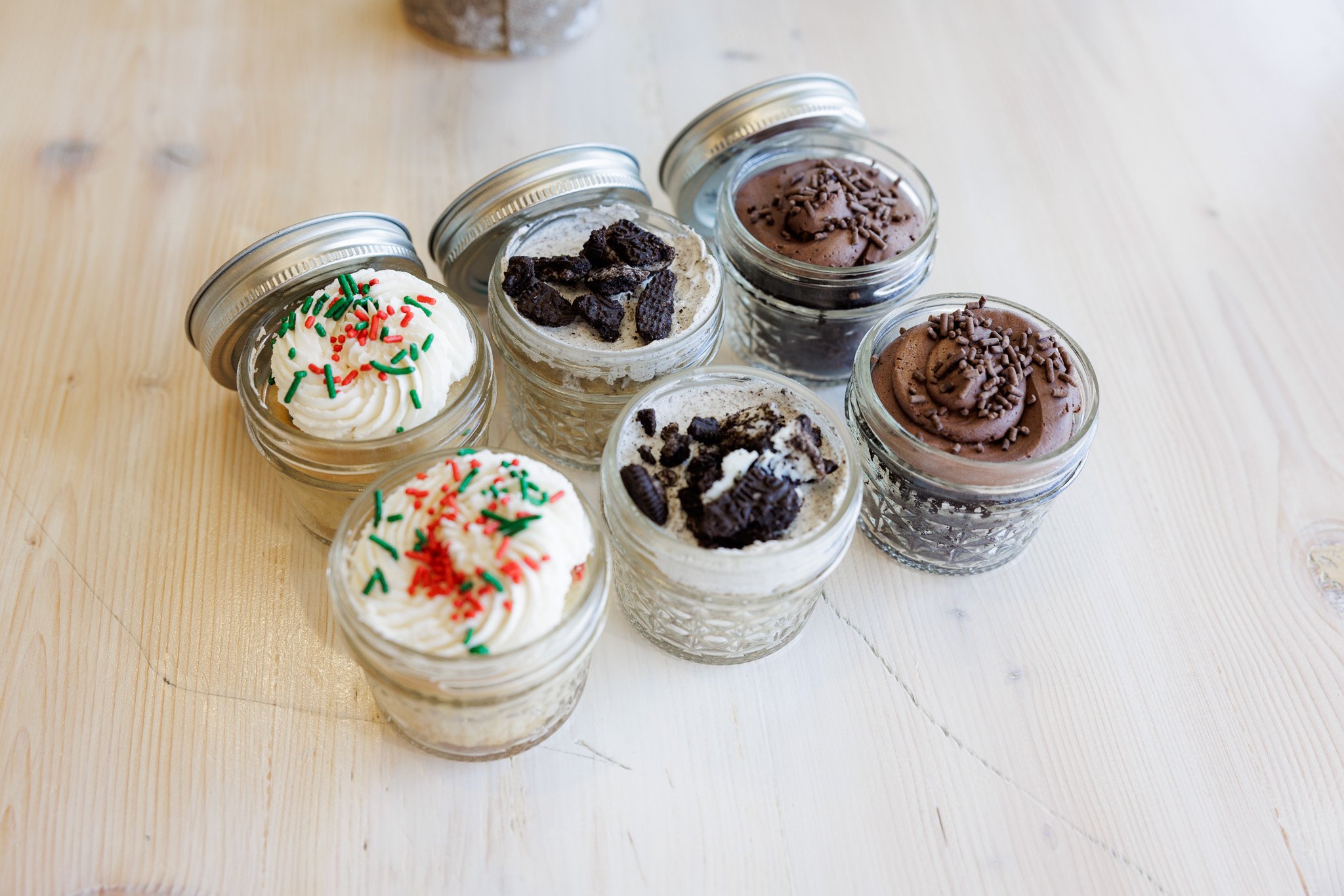 Holiday Cupcake Jar Gift Box (6-pack)