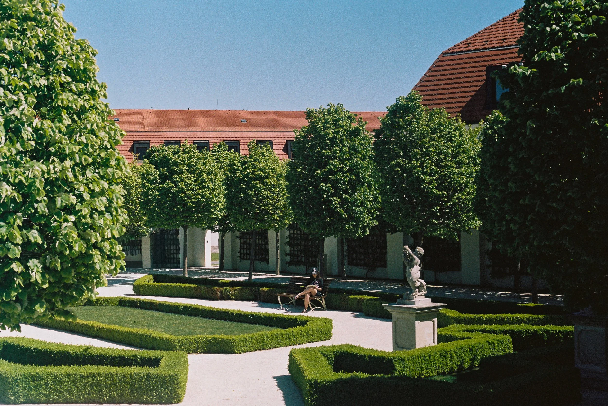 000014-4.jpg