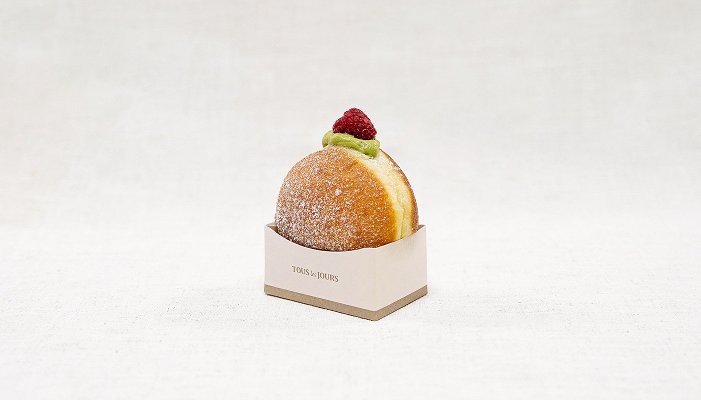 Copy of MATCHA CREAM DONUT_1.jpg