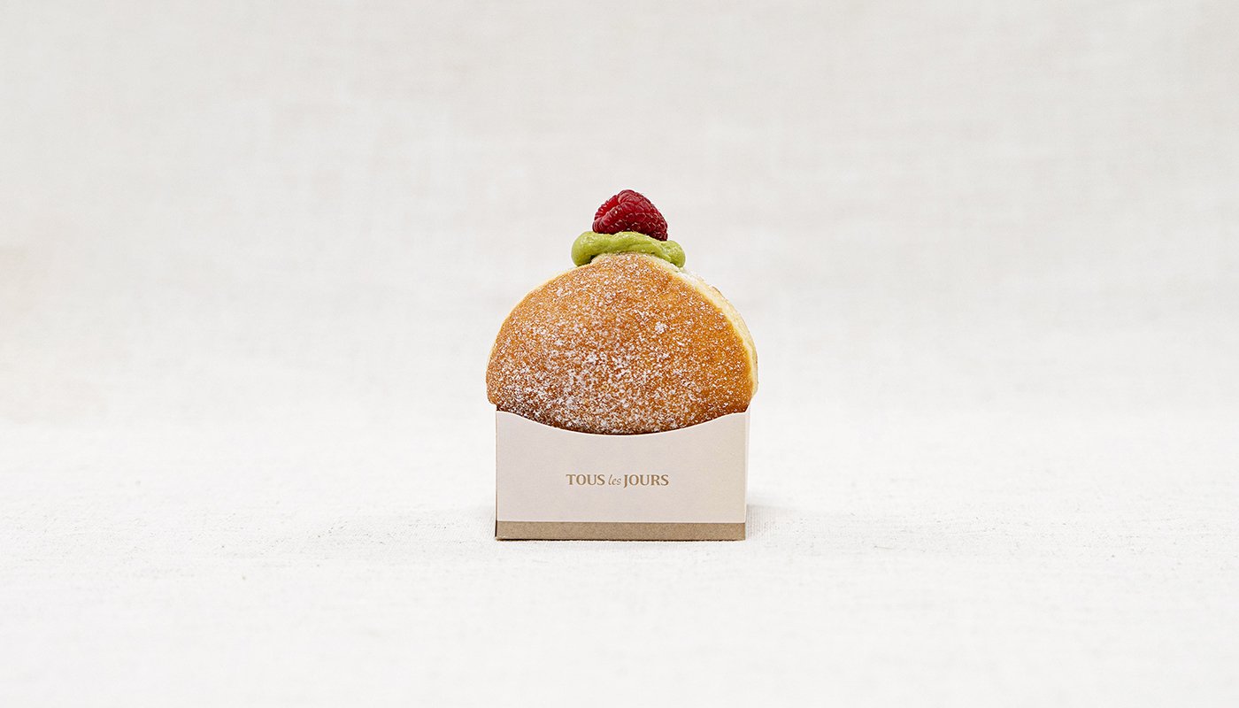 Copy of MATCHA CREAM DONUT_2.jpg