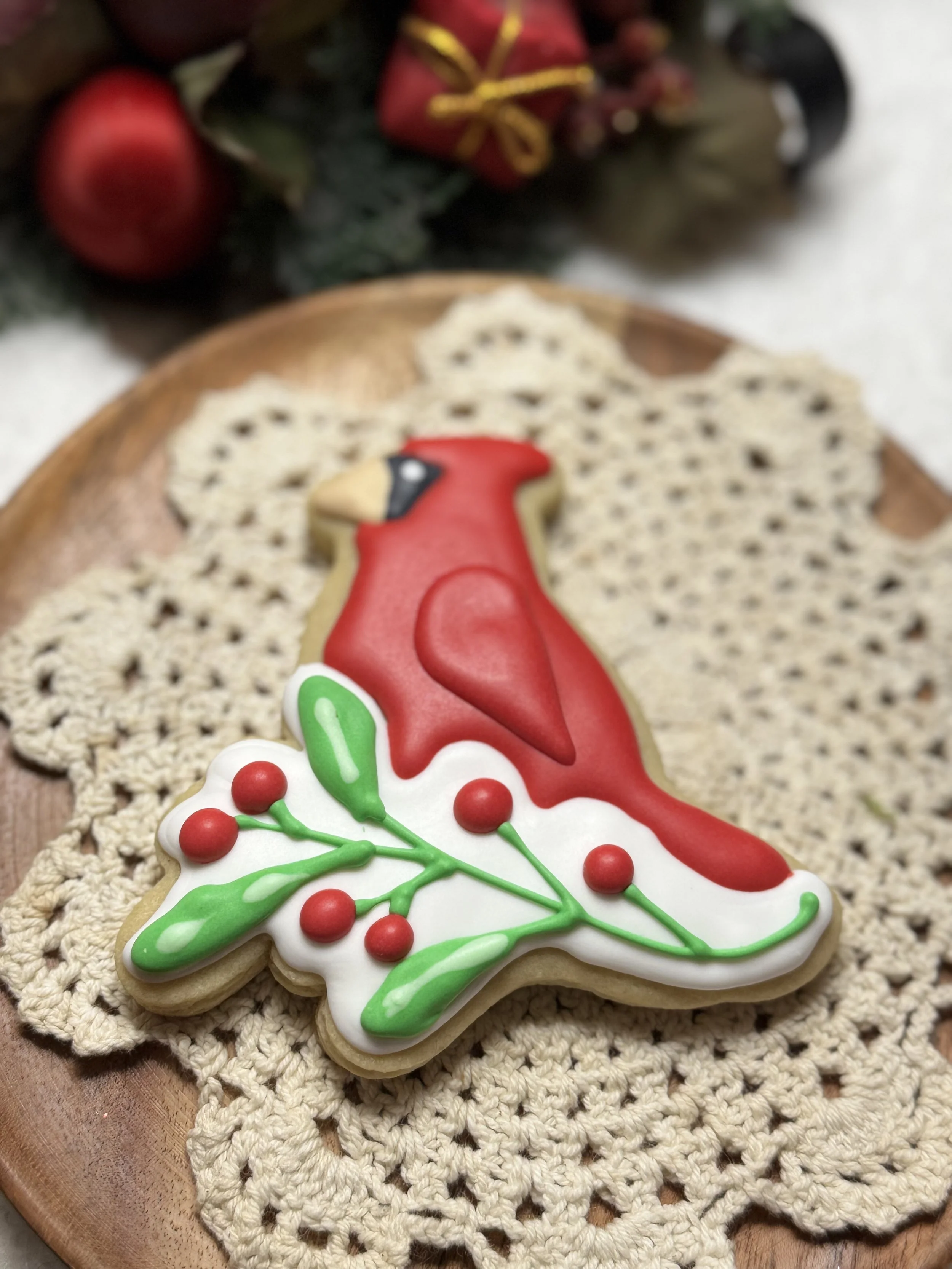 Christmas Cardinal Sugar Cookie