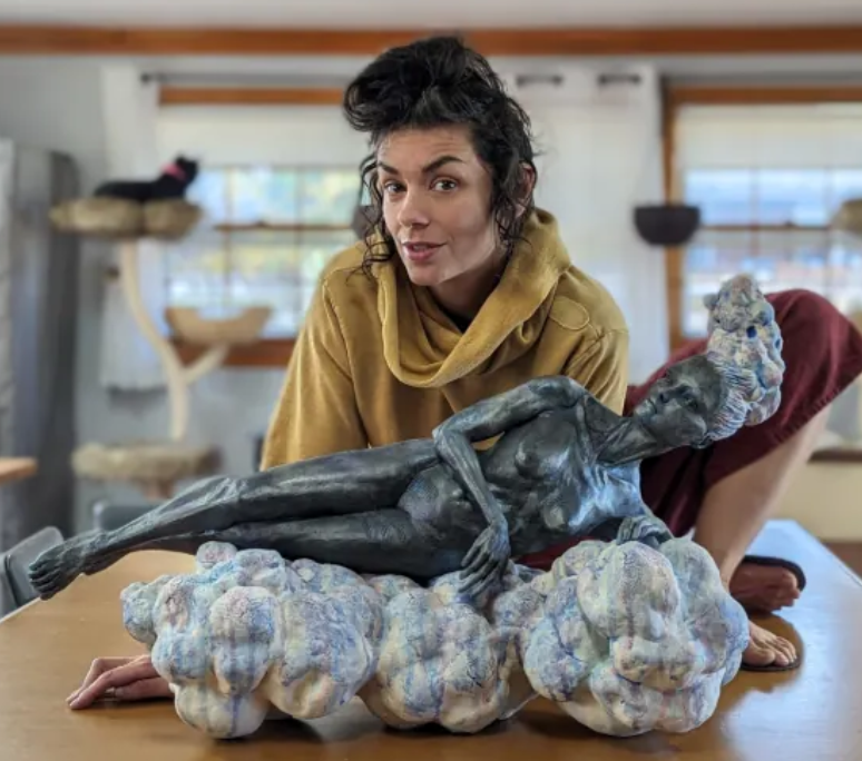 Body Language: Hollow Figure Sculpting Demonstration