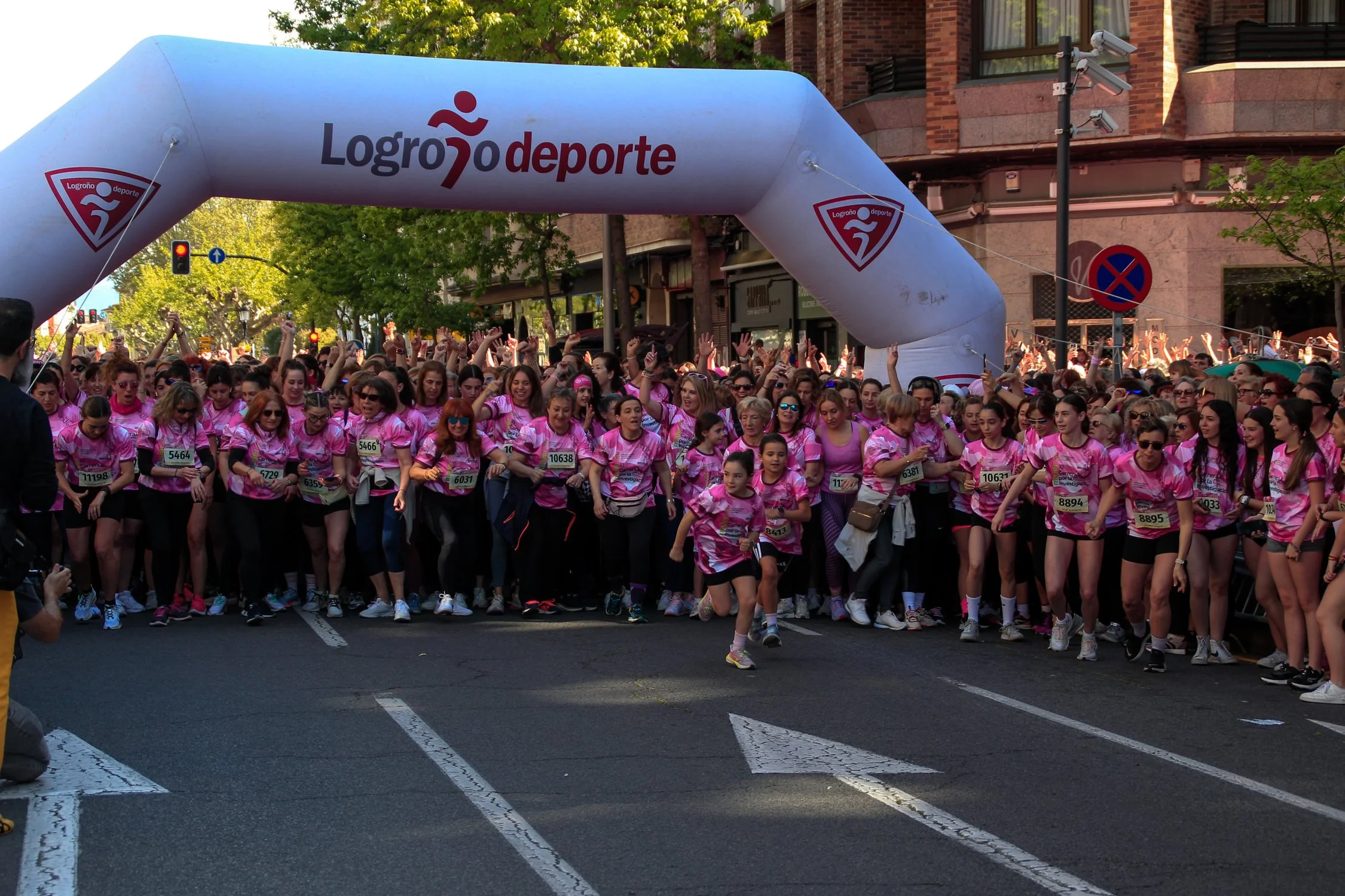 Carrera de la mujer 2026 - Enfoque Rioja - Salida-37.jpg
