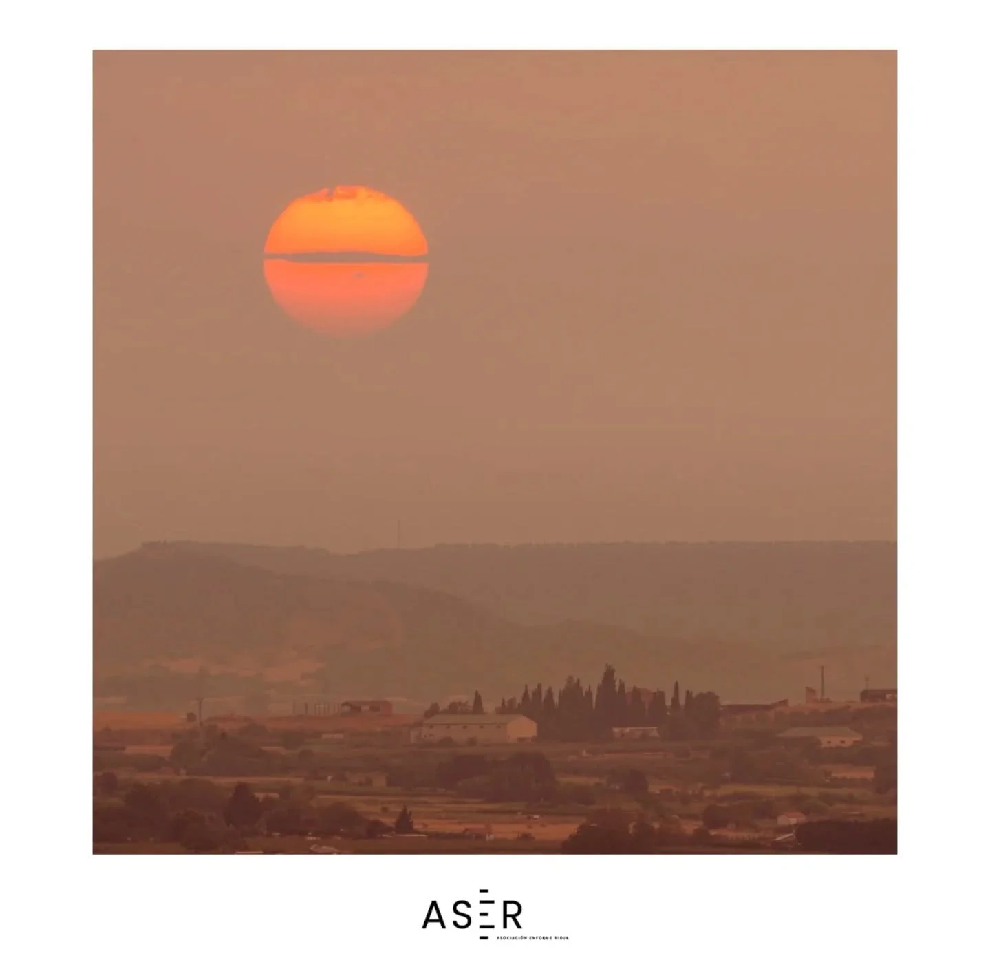 &iexcl;Foto destacada en #enfoquerioja!
Nos dej&aacute;is alucinando con vuestras publicaciones&hellip;
Hoy queremos dar protagonismo a la mirada &uacute;nica de @jonatannarro con este pedazo de foto 📸✨

#enfoquerioja sigue creciendo gracias a vosot
