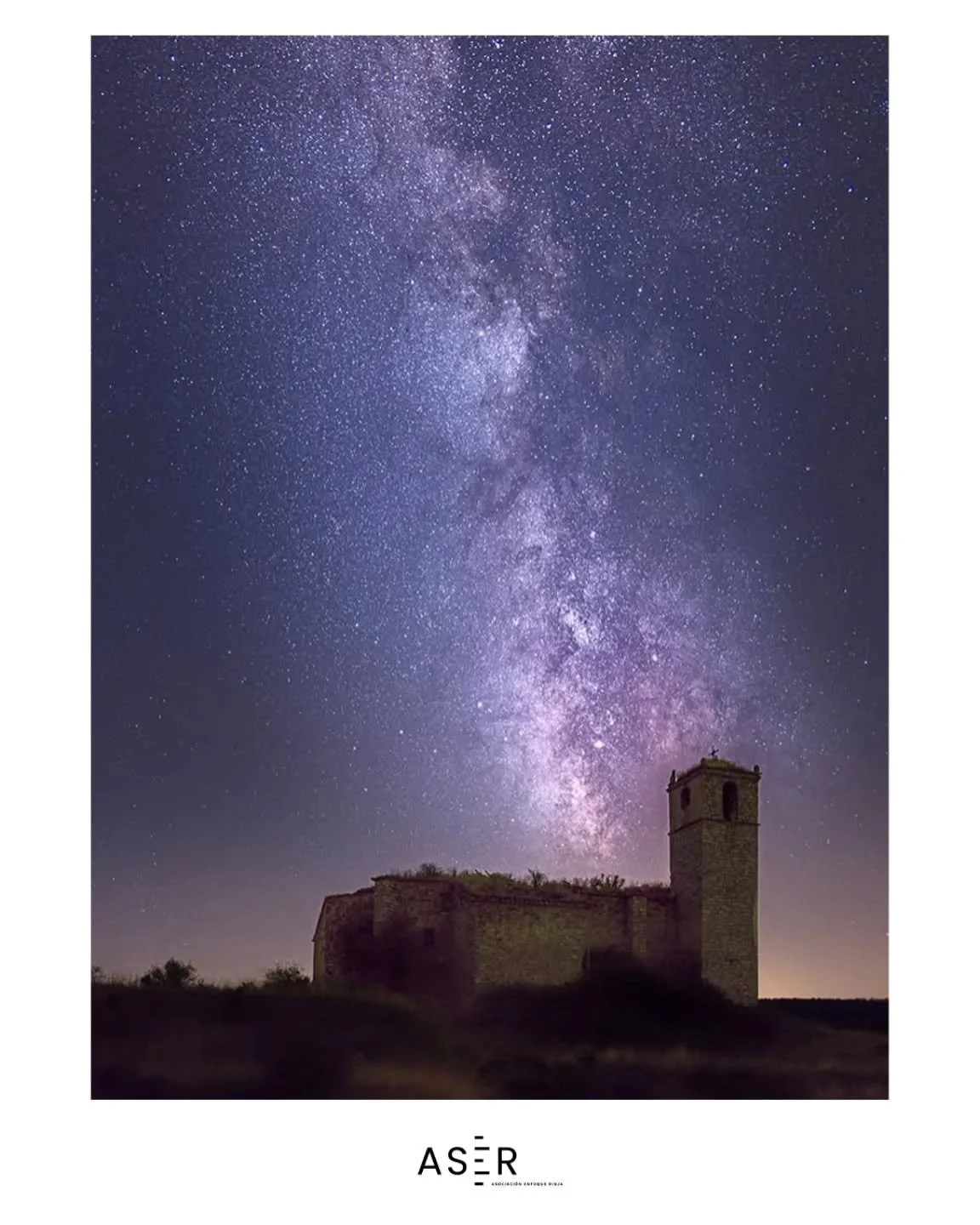 !Foto destacada en @enfoquerioja!
Nos dej&aacute;is alucinando con vuestras publicaciones&hellip;
Hoy queremos dar protagonismo a la mirada &uacute;nica de @365.instantes.perfectos con este pedazo de foto 📸✨

Seguimos creciendo gracias a vosotros, q