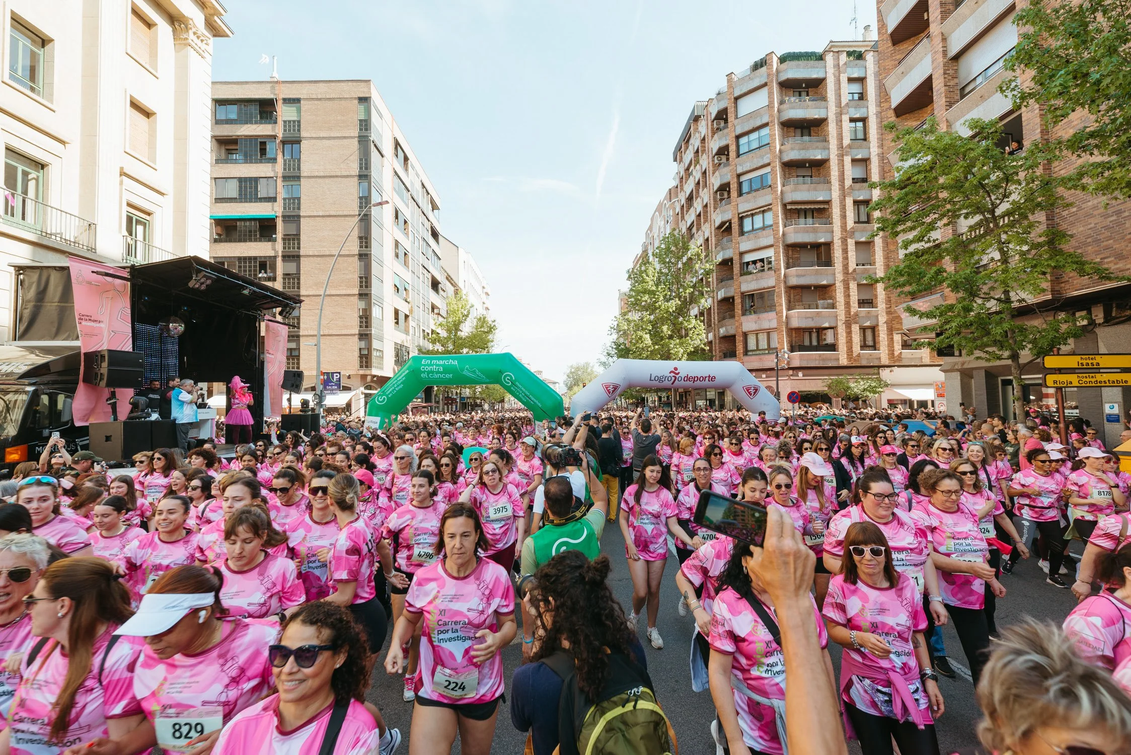 Carrera de la mujer 2026 - Enfoque Rioja - Salida-44.jpg