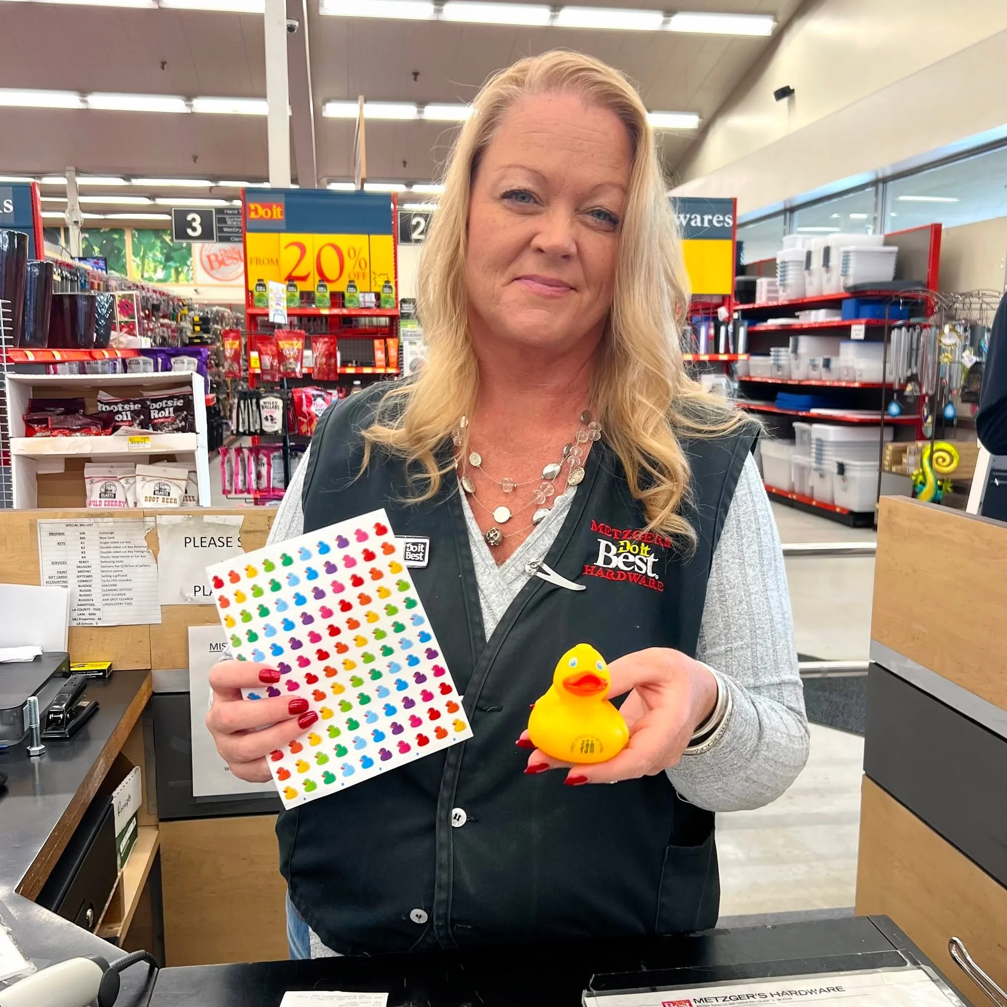 The FSN Duck hiding at Metzger's (Los Alamos location) wants you to know that many of your home improvement needs can be found locally! Not to mention some great gifts, too.
The Rubber Duck hunt continues until Friday, October 2 (1:00 pm deadline for