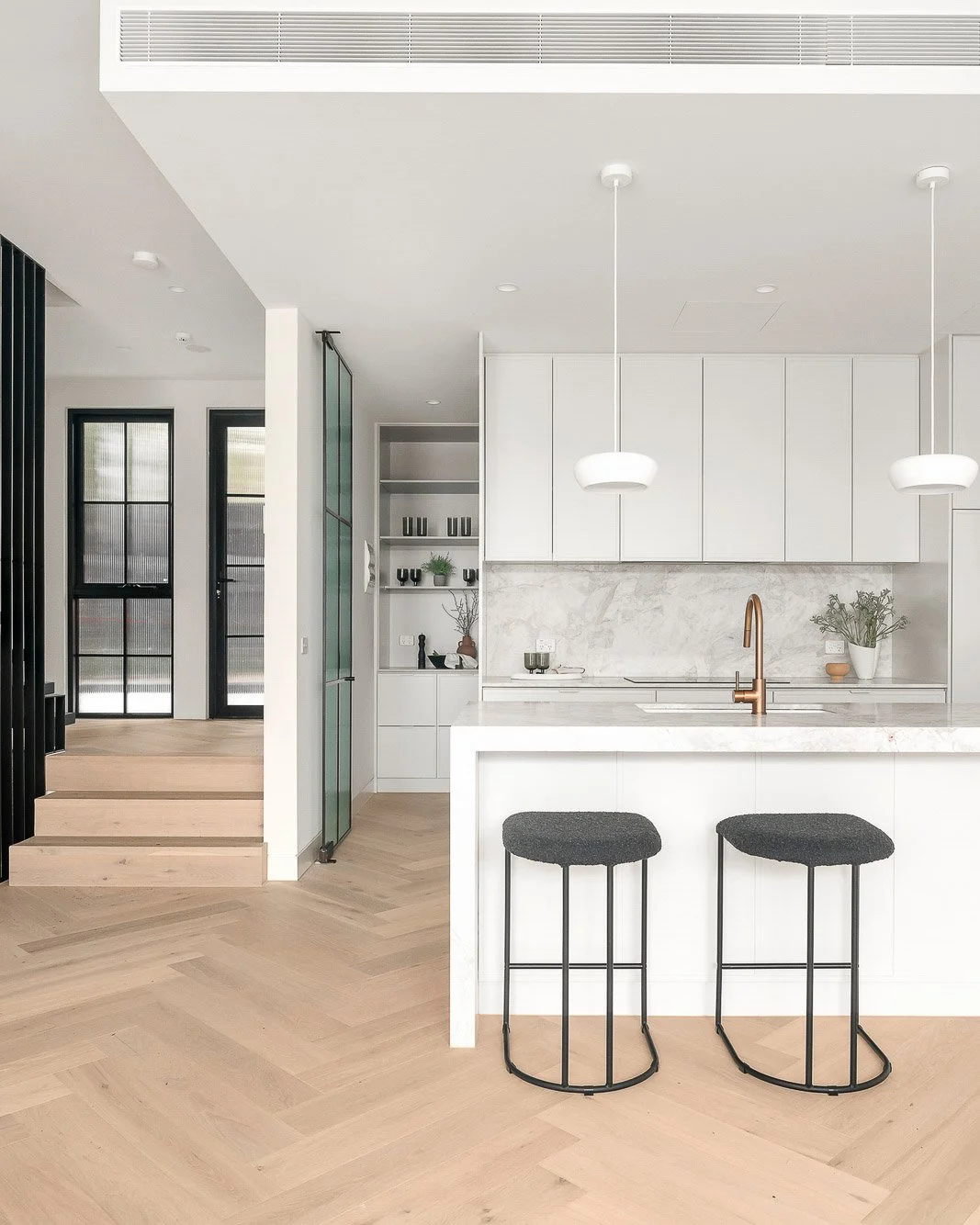 3-15_Hartington_Street_Kew_027.jpg