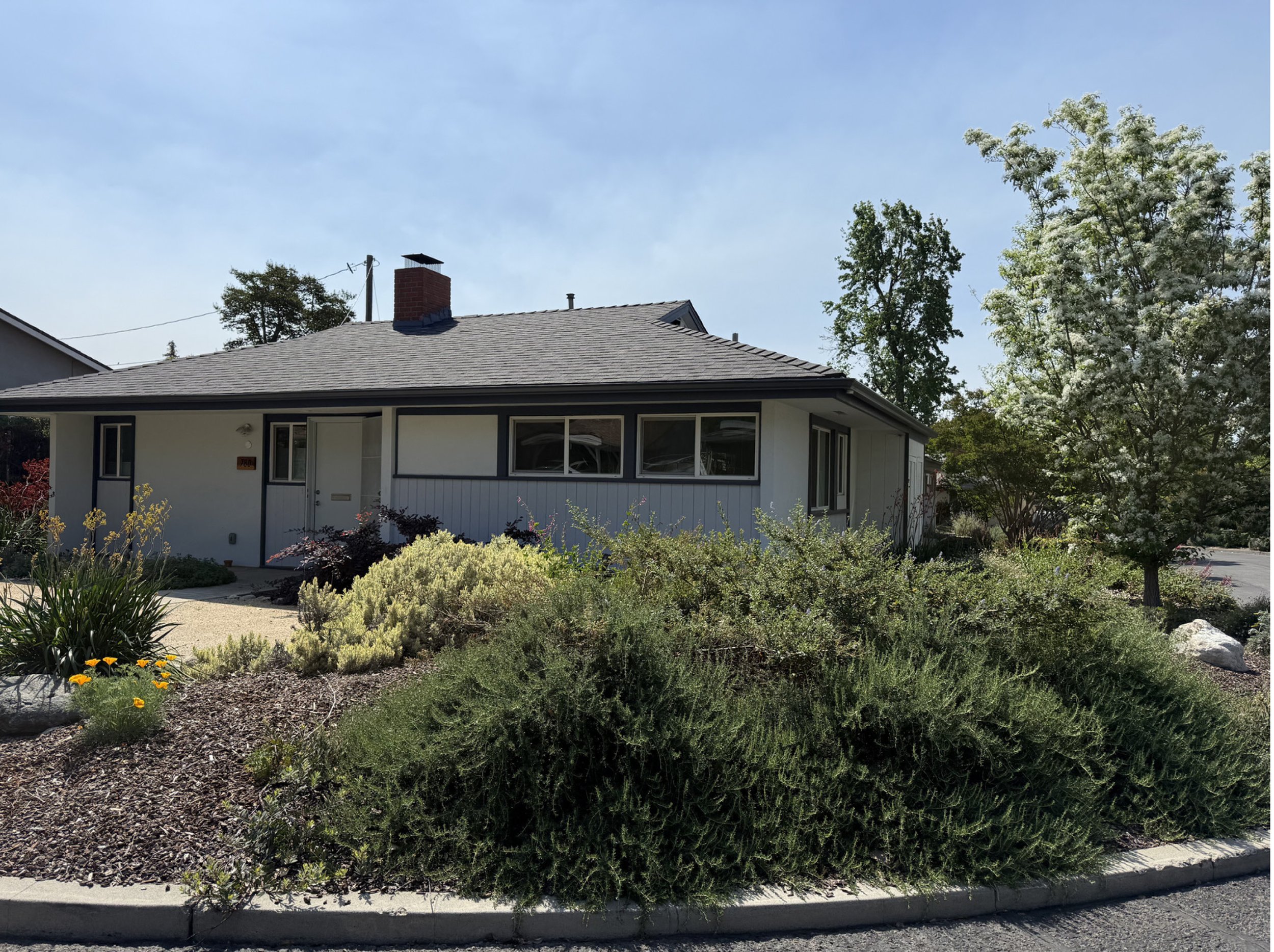 780 Plymouth Rd | 2 Bed, 1 Bath, 802
