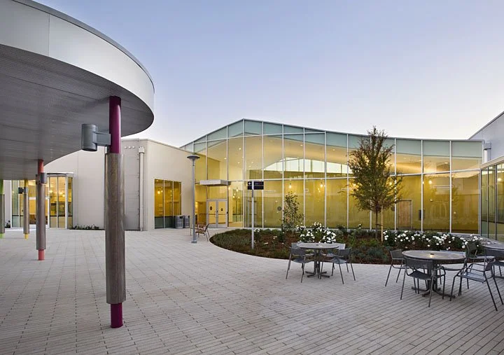 Outdoor courtyard and seating area at the Marin Health and Wellness campus, highlighting modern architectural design and structural engineering by PARADIGM.