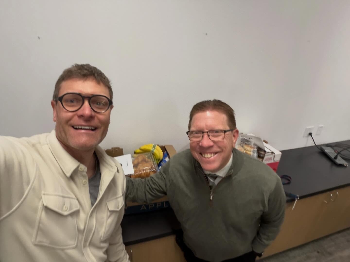 At least once a month, the VPC provides breakfast while our Sunnyslope Viking teachers are hard at work in an early morning meeting. They meet before WLC so they can still be available to ensure our kiddos get the support they need. Providing this br