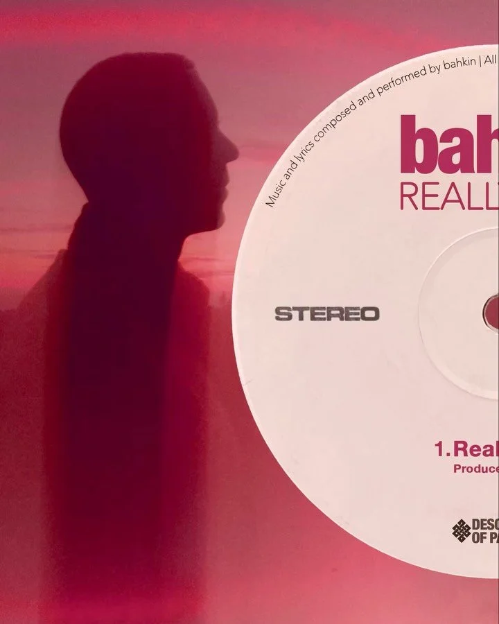 Grateful for such an amazing first week of Really Feel! Thank you to everyone that listened, danced and enjoyed! 🙇&zwj;♂️🙏

1: Original Mix
2: Extended Mix (available on Bandcamp and Beatport)
3: Photo by @arseniiv