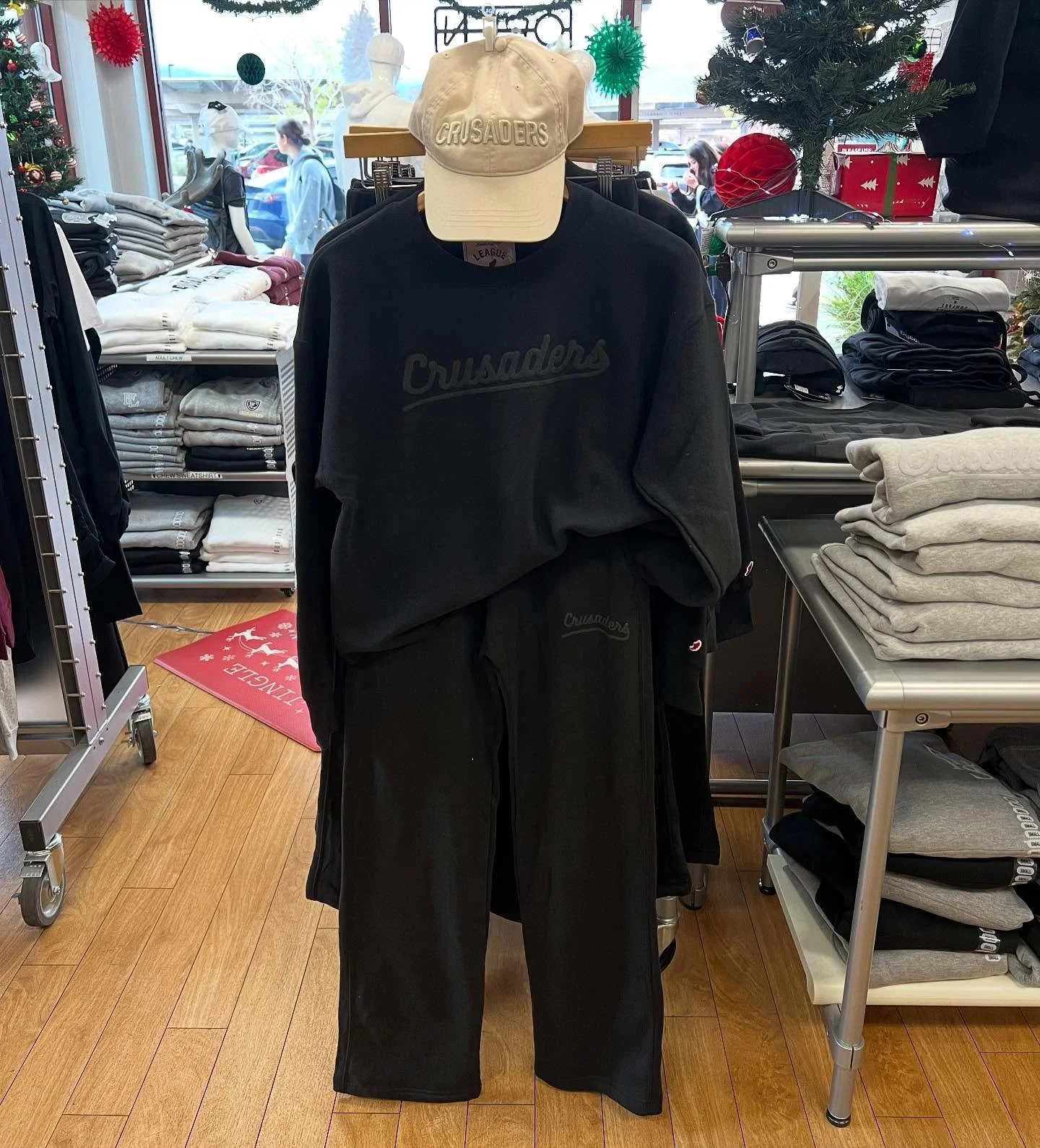 New Ladies Sets are in just in time for the cold weather. Get cozy in our wide leg pant and so soft FL crew. Get yours today!!!