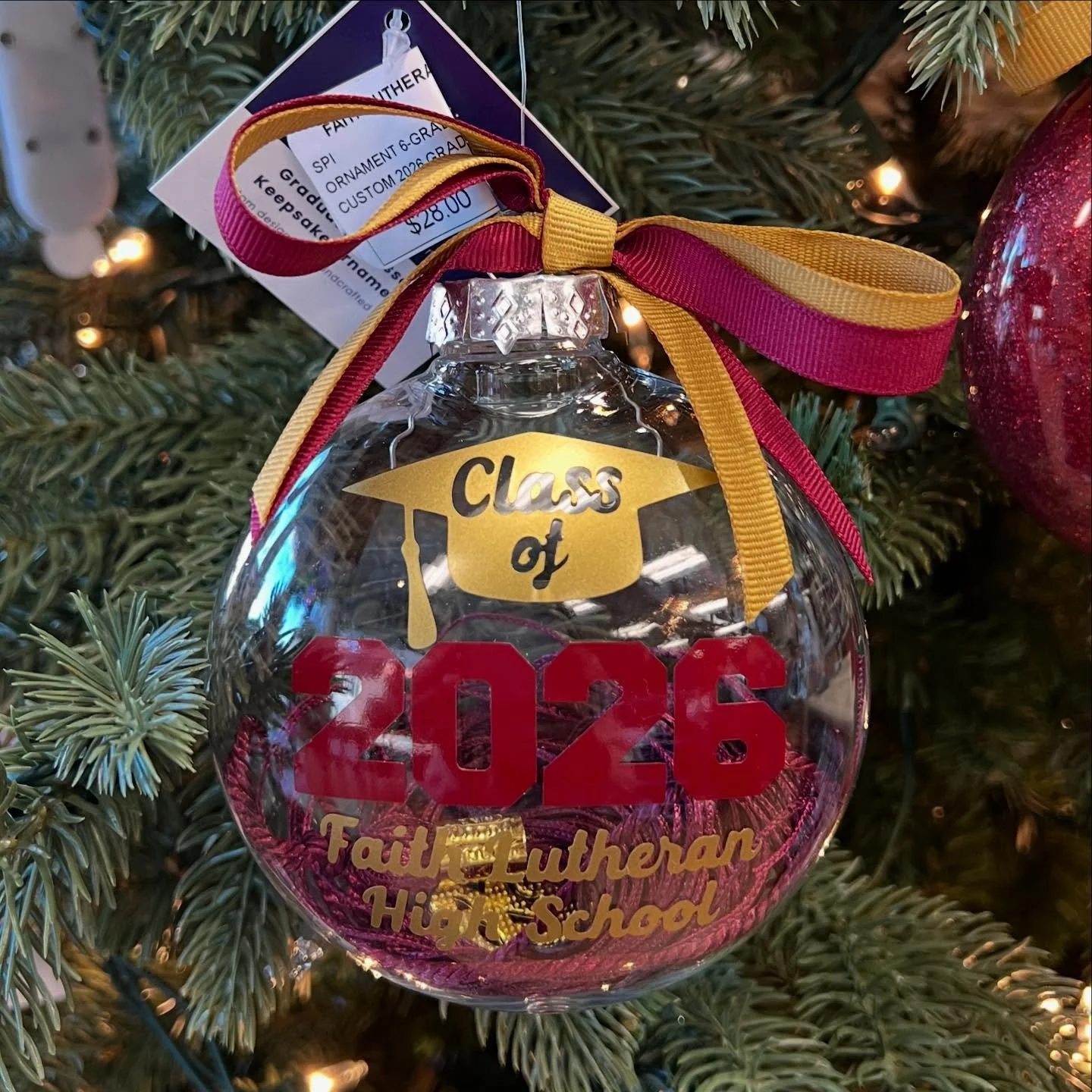 Only 4 Graduation keepsake ornaments left. Get yours for your Senior before they are gone. 🎁 🎄