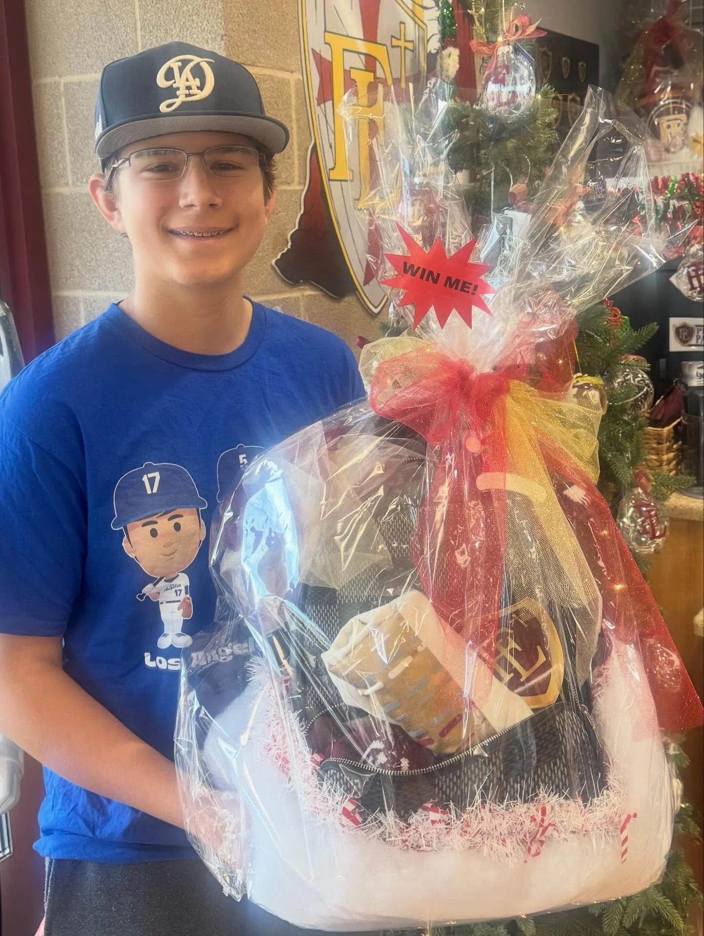 Congratulations to our Christmas Raffle winners, Alex Murray and Treylon Fox.